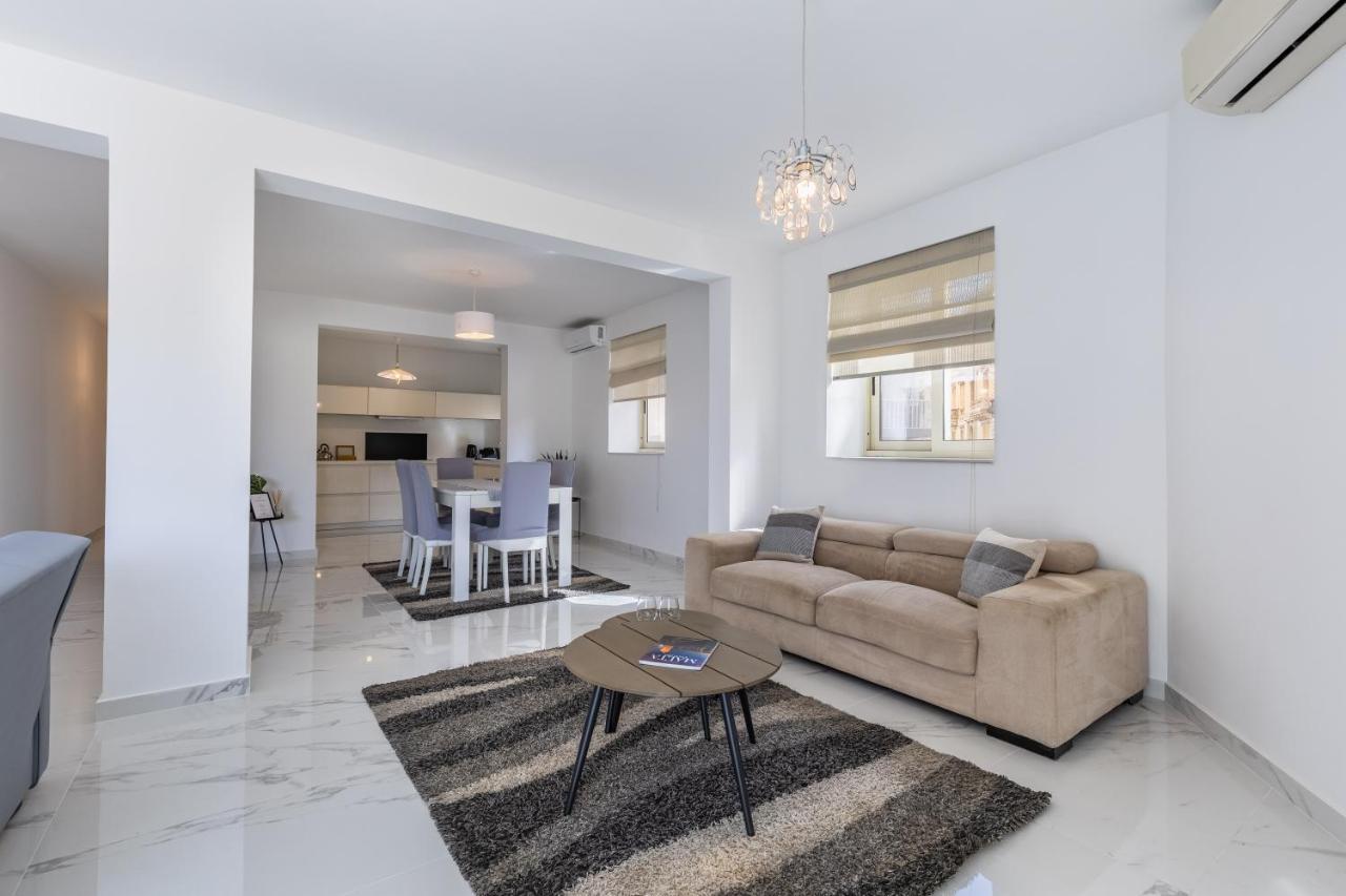 Stunning - Sunnyside 3-Bedroom Sliema Exterior foto