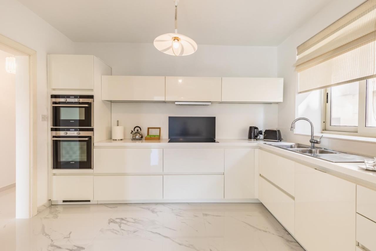 Stunning - Sunnyside 3-Bedroom Sliema Exterior foto